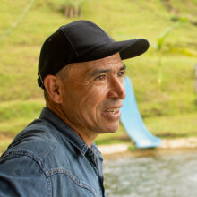 Saúl Tapias cambió el cultivo del café por la cría de truchas: "Me enamore de las quebradas y los ríos".